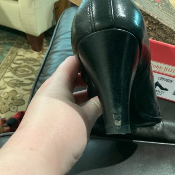 NIB Cobb Hill Tinsley Heel Black 8.5M - Picture 4 of 5